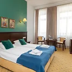 Od Kuchni - Nocleg ze śniadaniem 3*